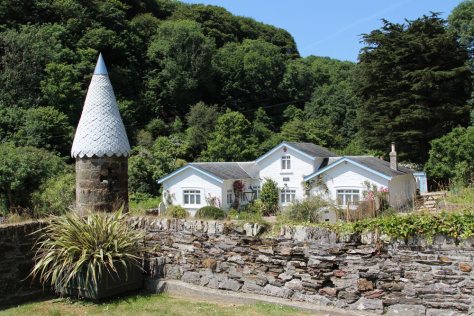 Readymoney Cottage (Beautiful England Photos)
