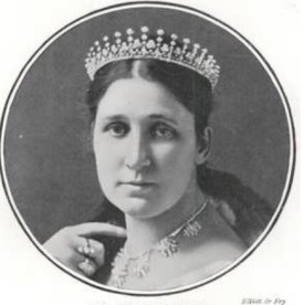 Ellen Bowring-Hanbury in 1906 (The Tatler)