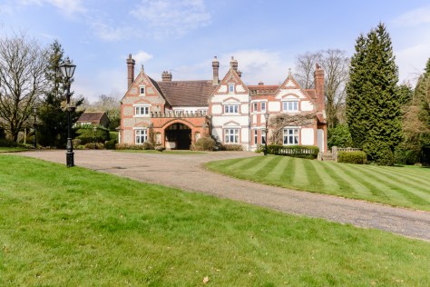 Kingswood Manor 1