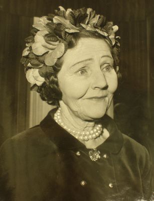 Lady Serena James (The Peerage)