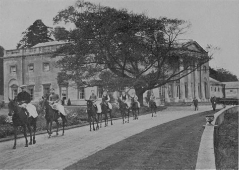 Shardeloes - The Illustrated Sporting and Dramatic News - October 26 1934