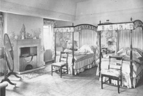 The Haugh 4 (Elgin from Old Photographs)