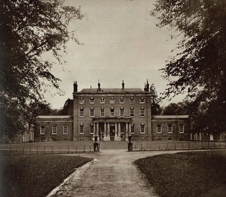 Hall Place - Illustrated Sporting and Dramatic News - Nov 2 1949 (BNA)