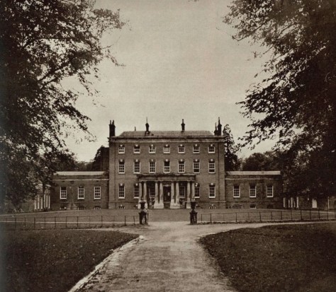 Hall Place - Illustrated Sporting and Dramatic News - Nov 2 1949 (BNA)