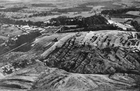 Illustrated Sporting and Dramatic News 1 - 26 April 1946 (BNA)