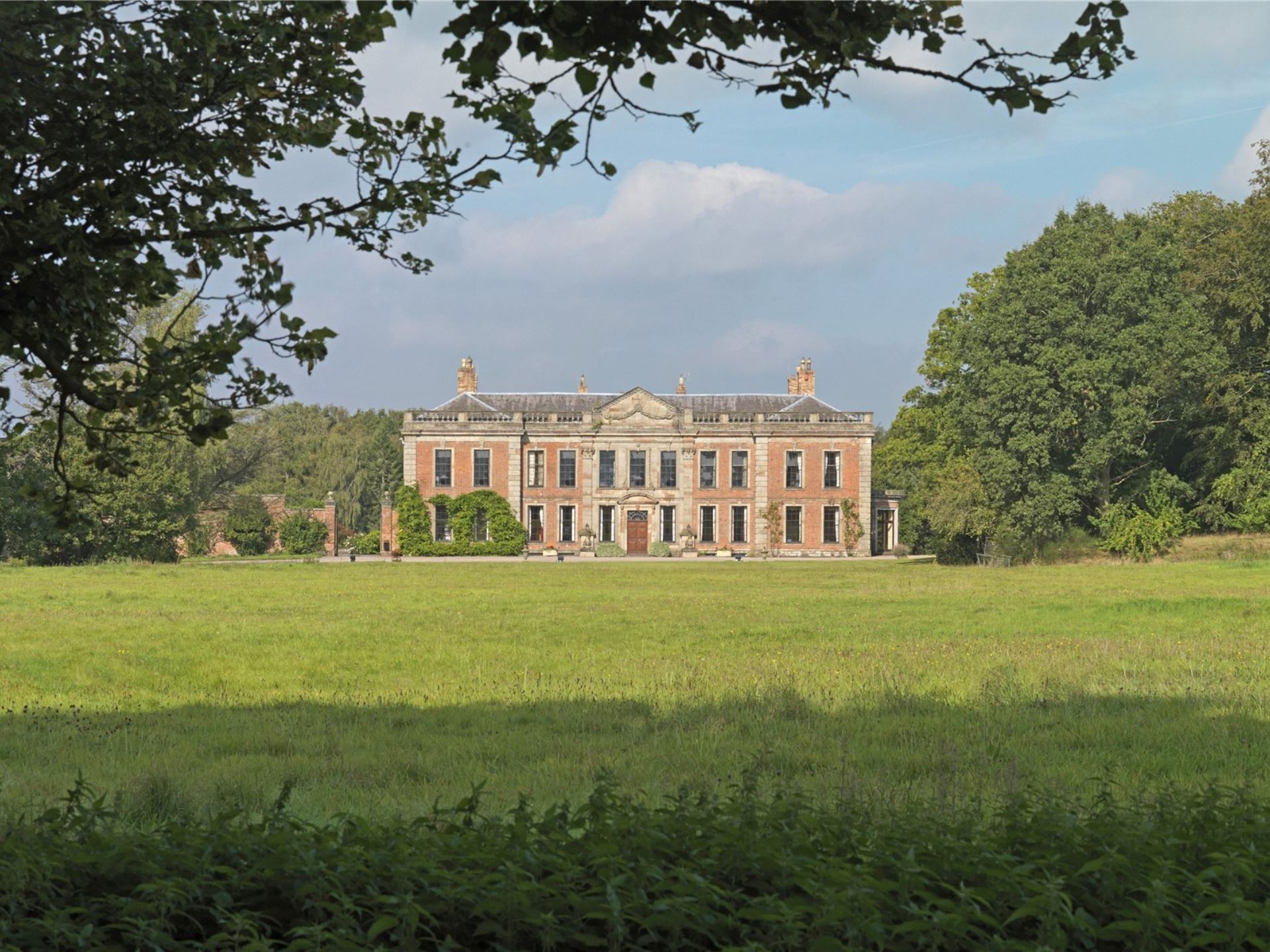 Oakley Hall 3 (Savills)