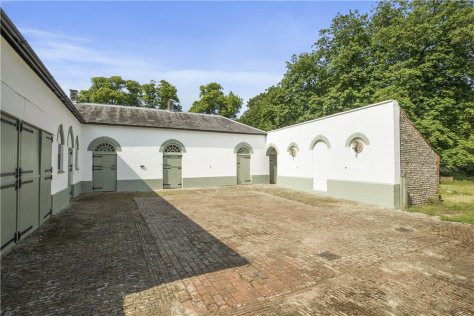 Findon Place 2018 (KF) (2)