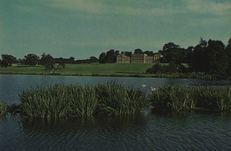 Heveningham Hall - Suffolk - Illustrated London News - 1 Oct 1974 (BNA)