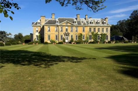 Harmston Hall - 2018 - Savills (2)