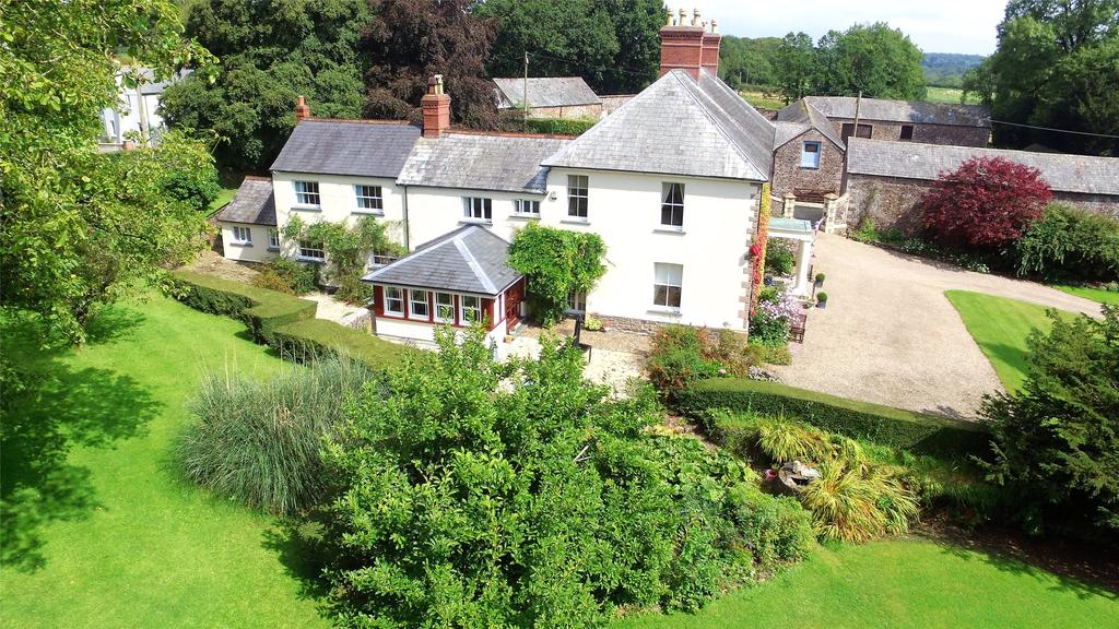 Bradford Manor - 2019 - Fine & Country (2)