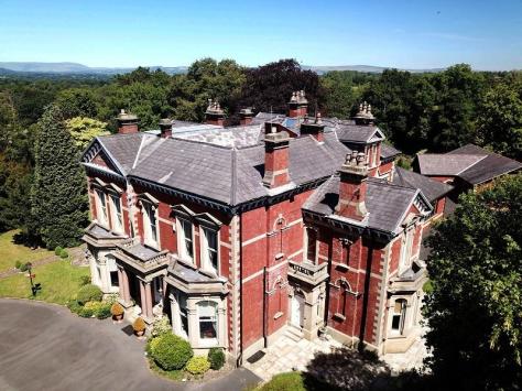 Bramley Meade - 2018 - On the Market (17)