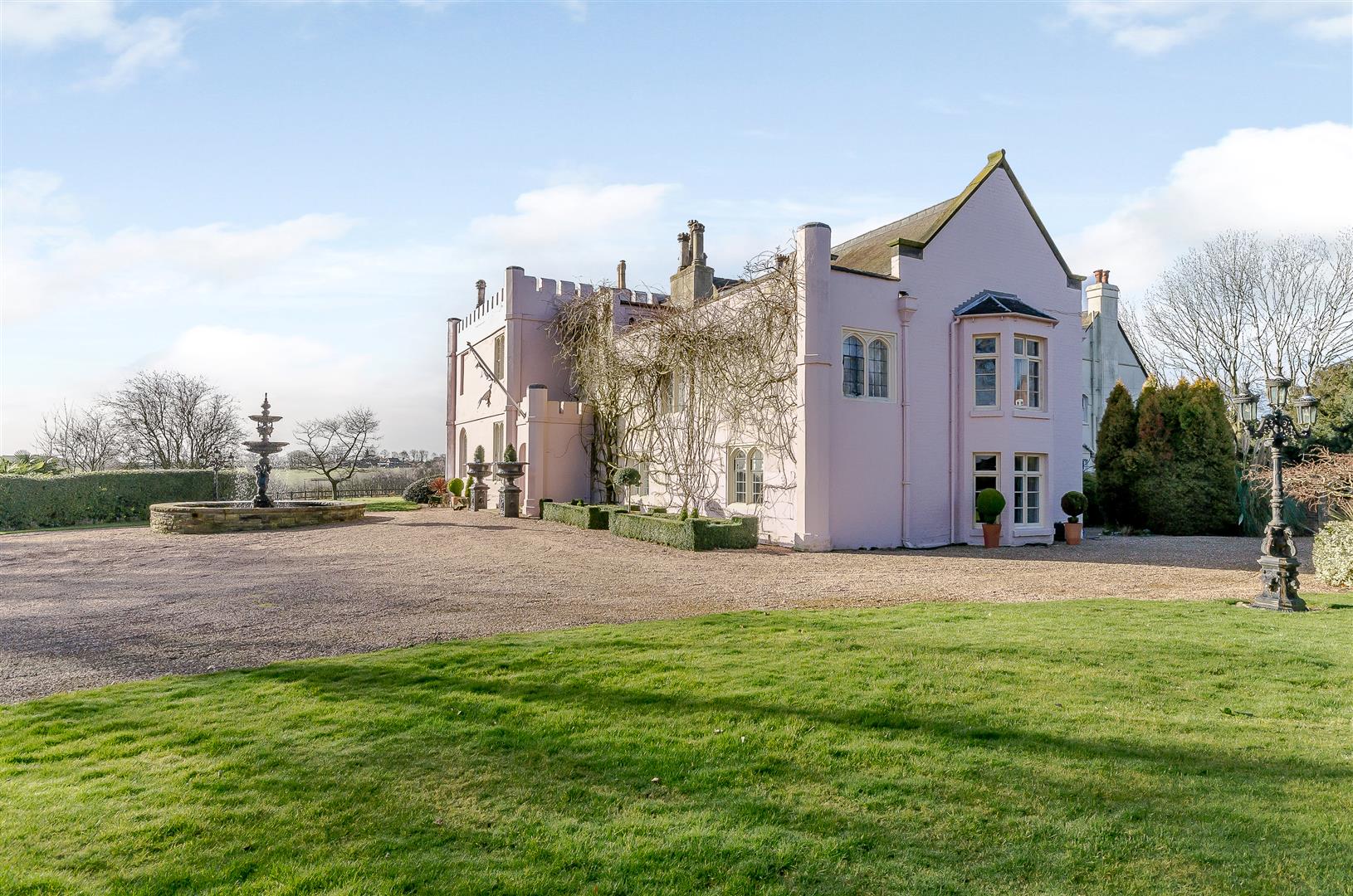 Callingwood Hall - 2019 - Fine&Country (36)