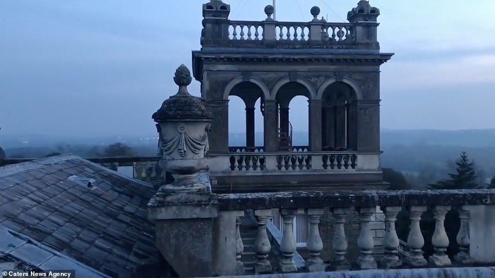 Shrubland Hall - Caters News Agency (5)