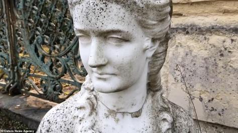 Shrubland Hall - Caters News Agency (8)