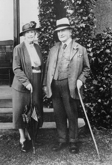 Lord and Lady Dixon - Lisburn-com (1)