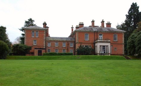 Wilmont House - Albert Bridge (1)